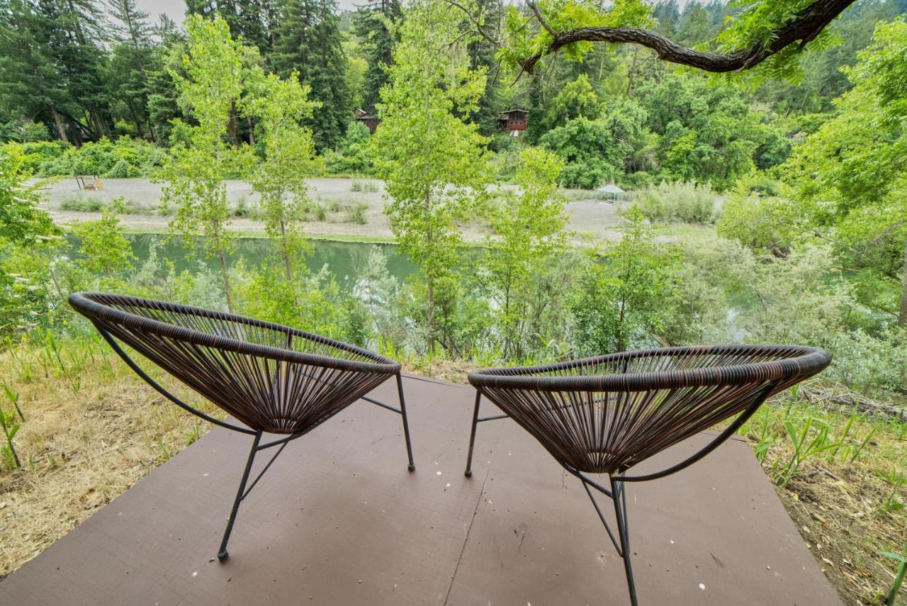 Rivers Breeze Relaxing Riverside Cabin With Private Suite Kayaks Healdsburg Kültér fotó